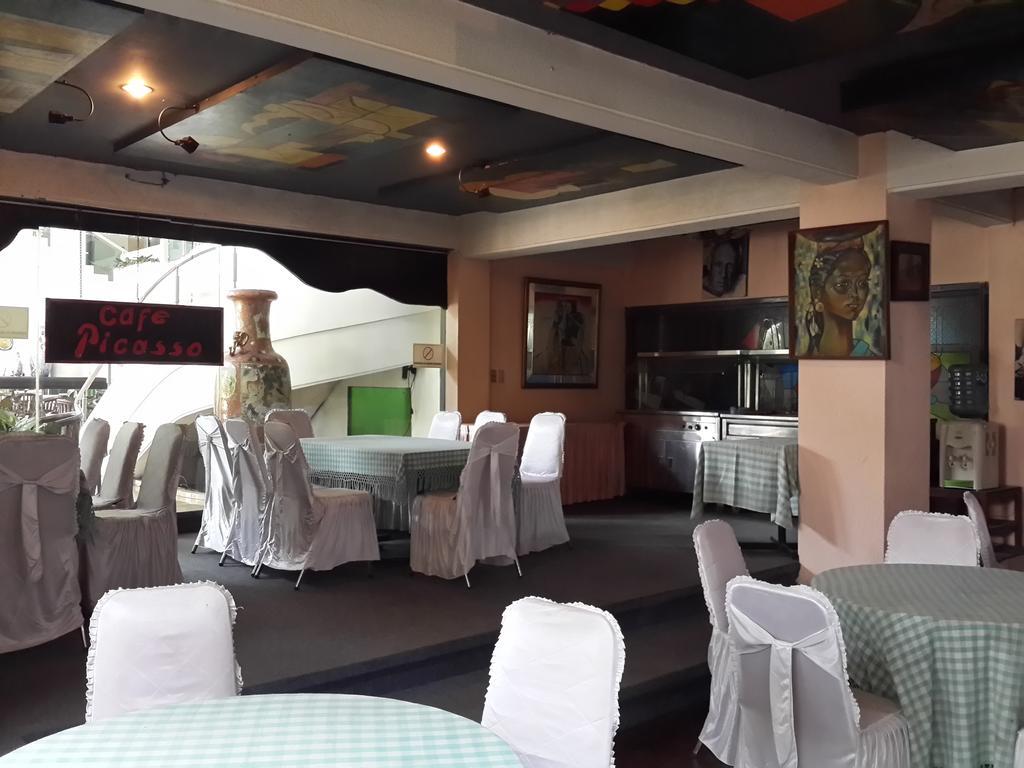 Reddoorz Plus Near Kebayoran Baru Blok S Jakarta Extérieur photo