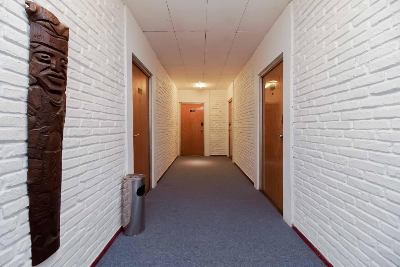 Reddoorz Plus Near Kebayoran Baru Blok S Jakarta Extérieur photo