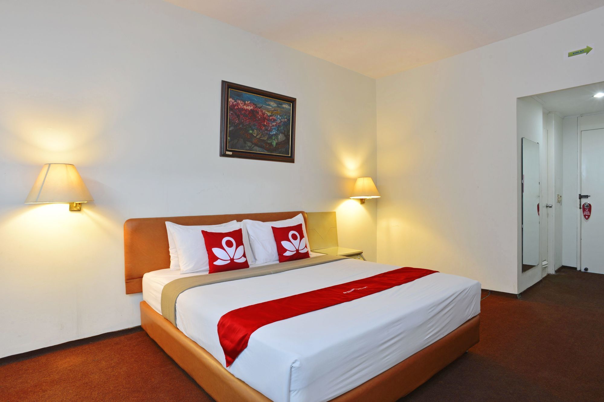 Reddoorz Plus Near Kebayoran Baru Blok S Jakarta Extérieur photo